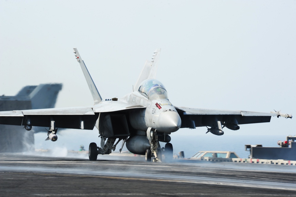 USS George H.W. Bush flight deck operations