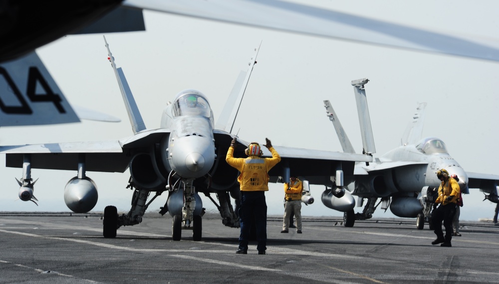 USS George H.W. Bush flight deck operations