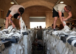 Joint team supports humanitarian air drop in northern Iraq