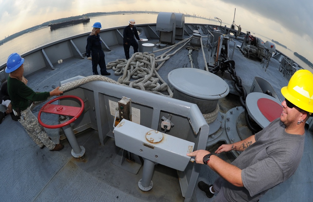 USNS Rappahannock departs Singapore
