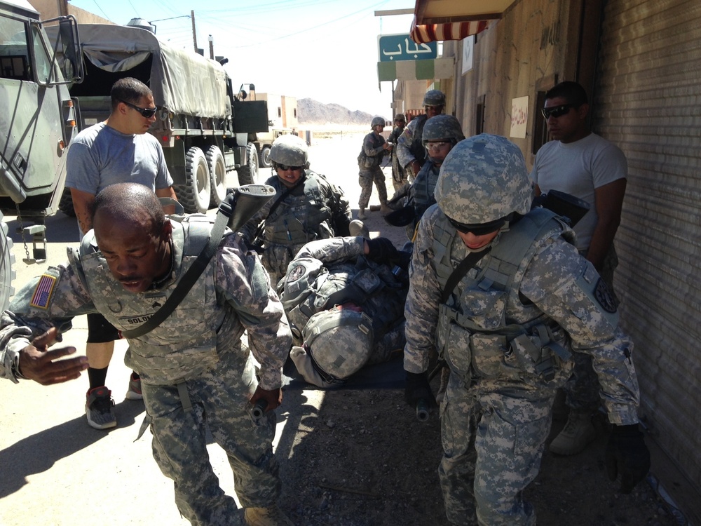 189th IN trainers work with Calif. Guard Transportation Unit at NTC