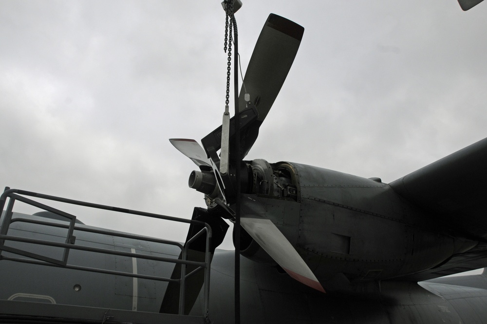 NMCB 133 Crane Operations