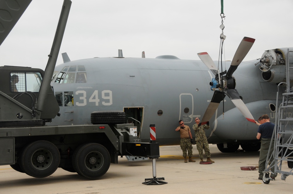 NMCB 133 Crane Operations
