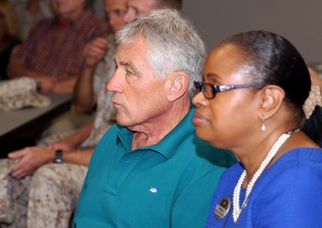 Secretary of Defense visits Pendleton