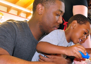 CDC brings parents, kids together with science fair