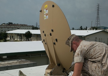Comm Marines conquer contingency MAGTF drill