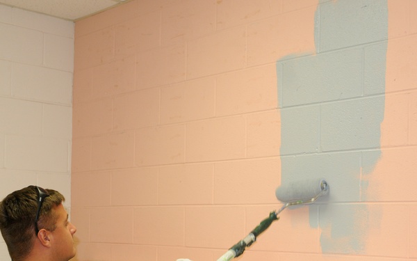 NMCB 133 Seabees volunteer to help school