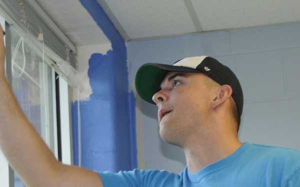 NMCB 133 Seabees volunteer to help school
