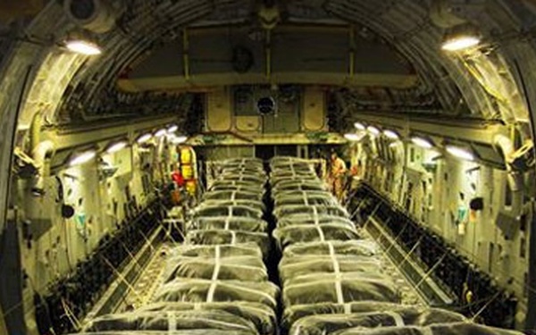 DLA Troop Support provides meals, water for Iraq humanitarian mission