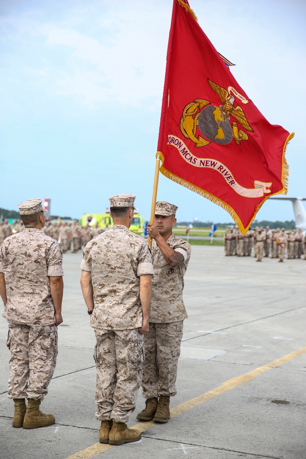 Headquarters and Headquarters Squadron receives new commanding officer