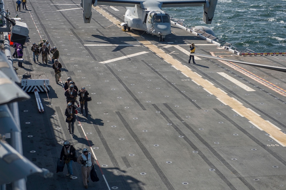 USS America receives distinguished visitors from Uruguay