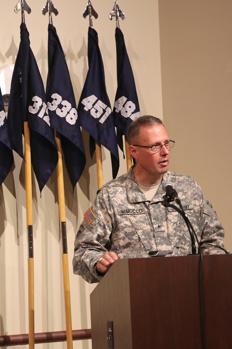 Army Reserve’s newest general gives remarks during promotion ceremony