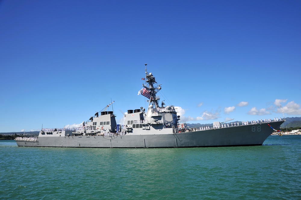 USS Preble arrives at Pearl Harbor