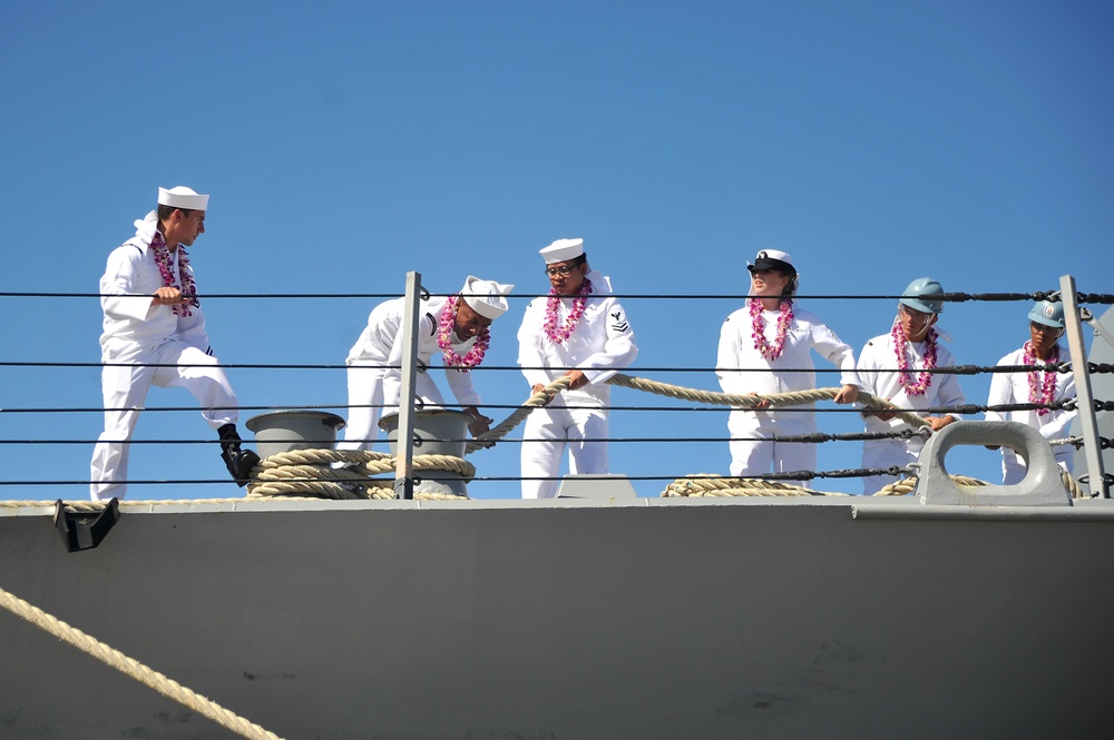 USS Preble arrives at Pearl Harbor
