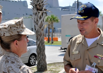Deputy commander, 4th Marine Logistics Group visits Marines in Panamax 2014