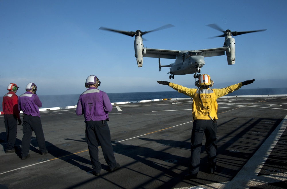 USS Anchorage flight deck operations