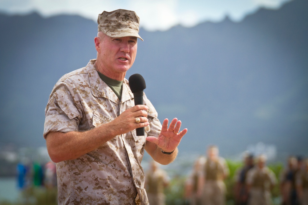 Marine Corps Base Hawaii (MCBH) Change of Command Ceremony 2014