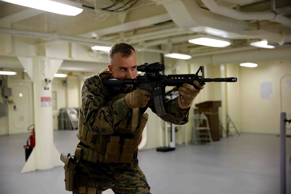 Marines with SPMAGTF-South rehearse for live-fire exercise aboard USS America