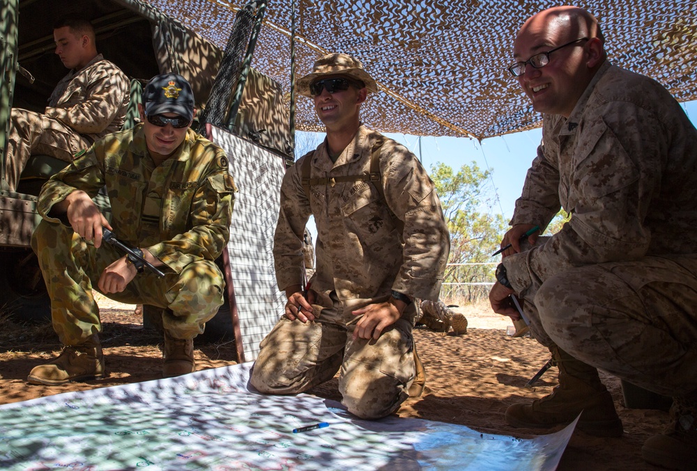 Australian Air Force, Marines work together to clear air
