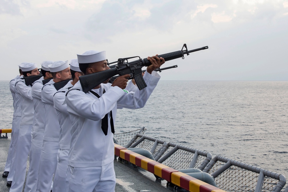 USS Kearsarge Sailors conduct burial at sea ceremony