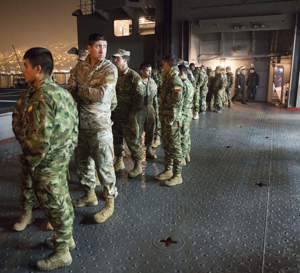 Mexican Marines Participate in Partnership of the Americas 2014