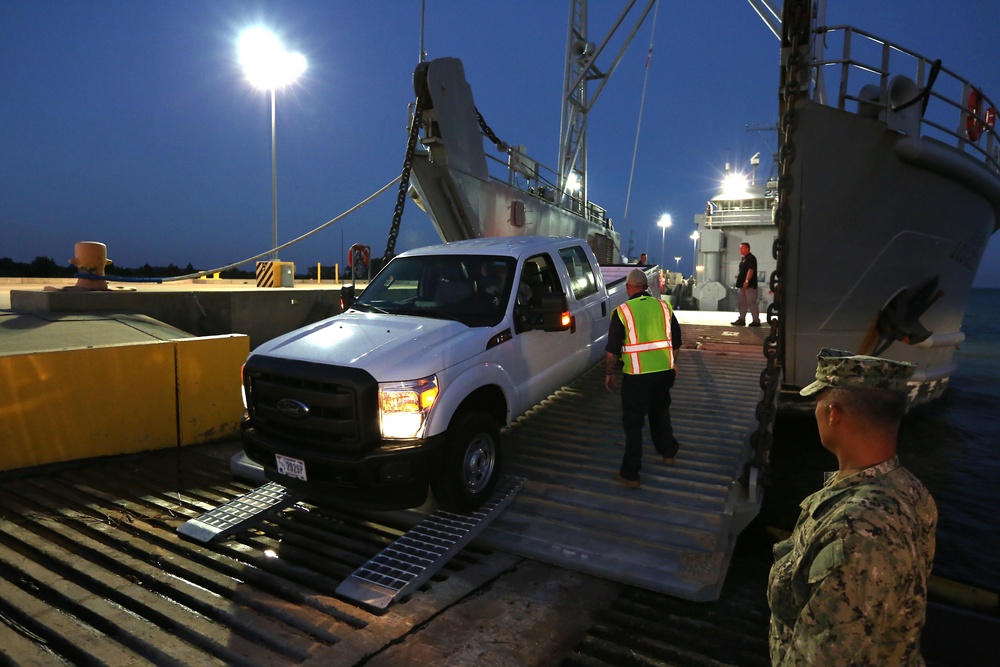 Joint Task Force Civil Support assists 7th Sustainment Brigade in a Joint Logistics Over the Shore training exercise