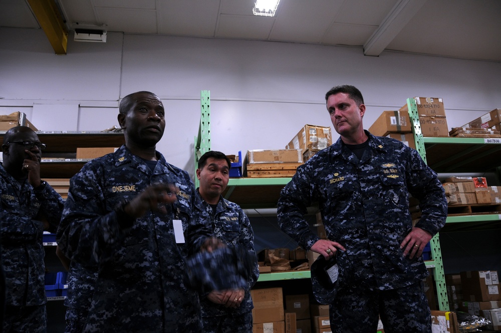 NAVSUP FLC Yokosuka's commanding officer visits FLC Misawa