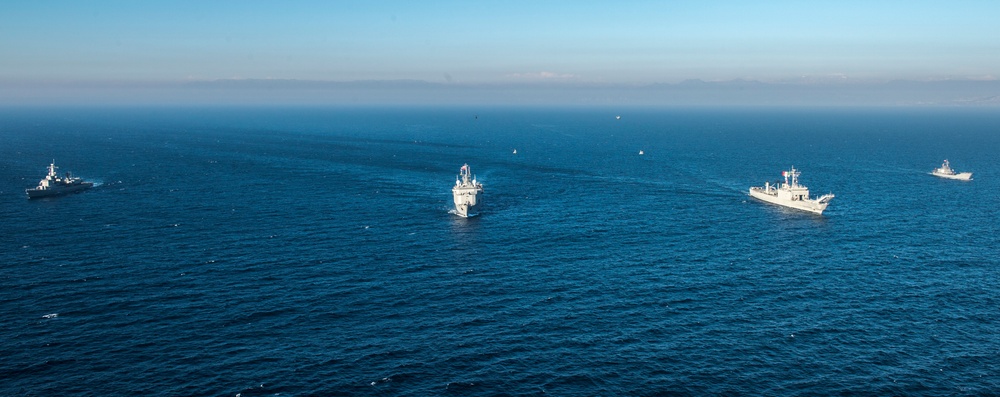 Partner nations sailing together