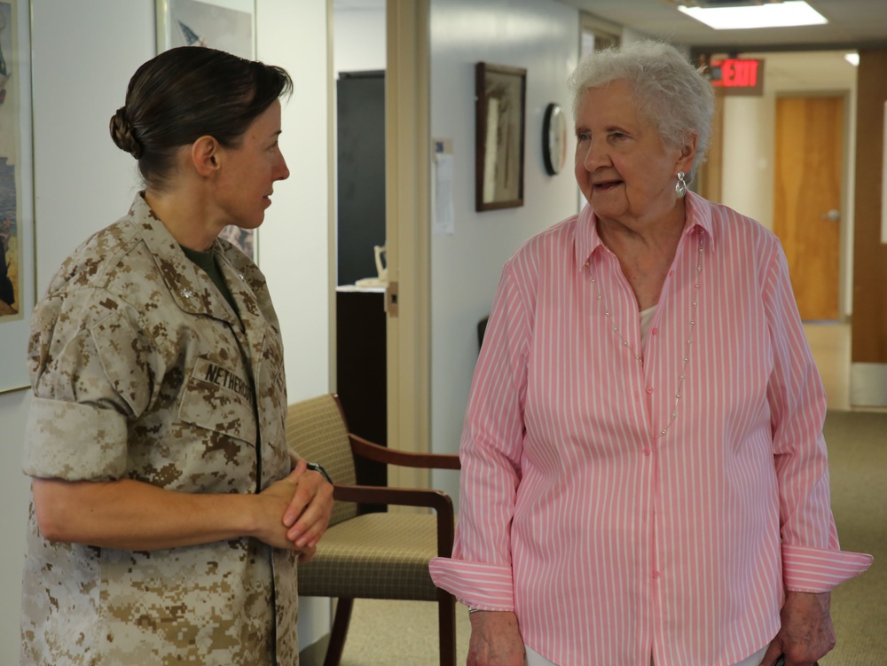 WWII veteran visits Ground Combat Element Integrated Task Force Marines