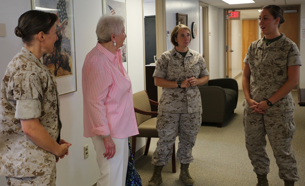 WWII veteran visits Ground Combat Element Integrated Task Force Marines