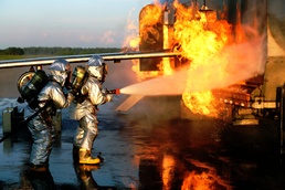 Aircraft Rescue, Firefighting Marines hone techniques