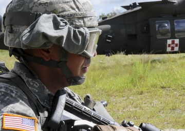 Paratrooper keeps military dream alive in Army Reserve