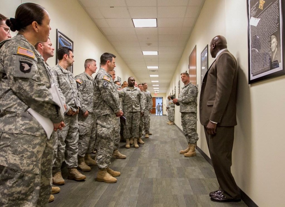 Army Command and General Staff College class 14-003 visits US Army Central