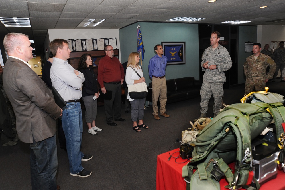 Military liaison visits 142nd Fighter Wing