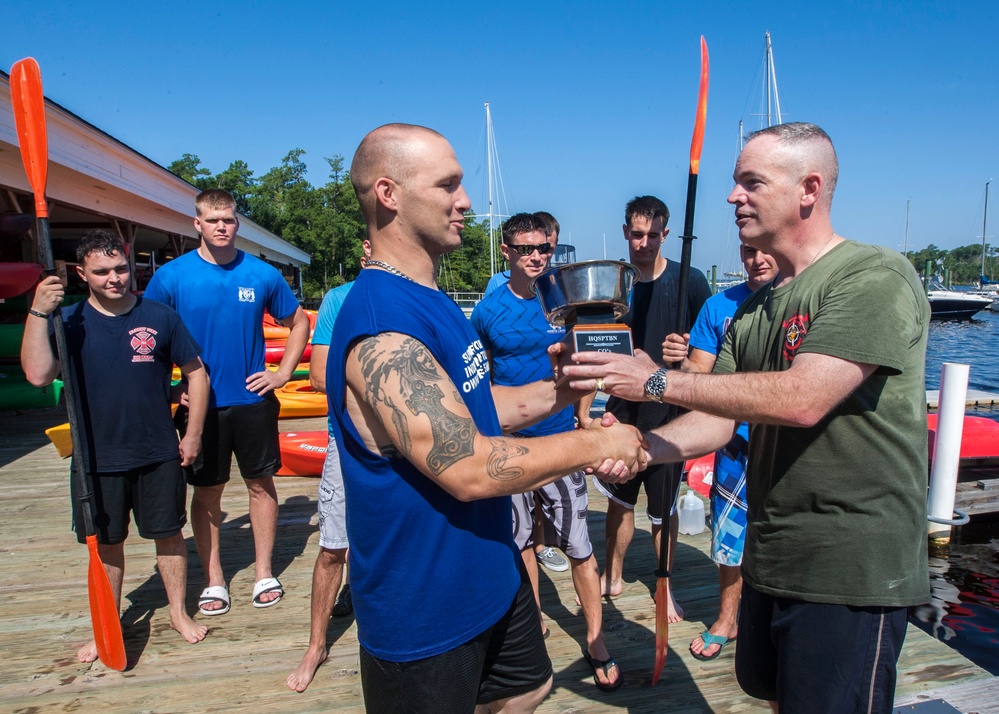 H&amp;S Bn Participates in Kayak Polo