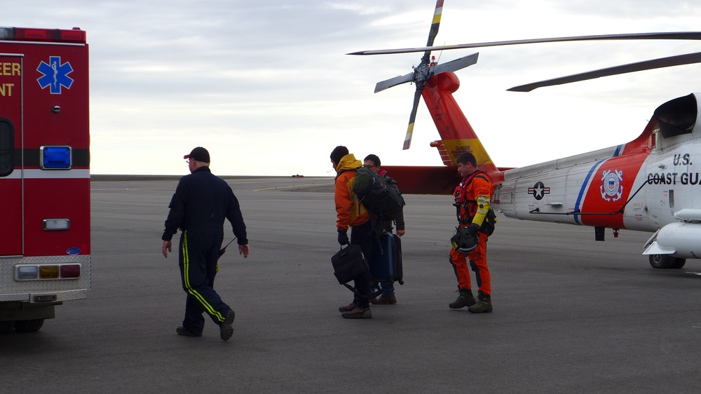 Coast Guard medevacs injured mariner 250 miles north of Barrow, Alaska