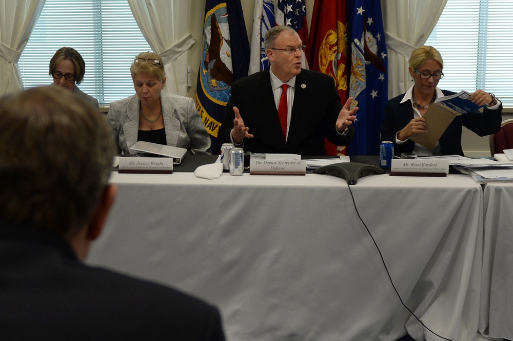Deputy Secretary of Defense meets with Veterans Support Organizations