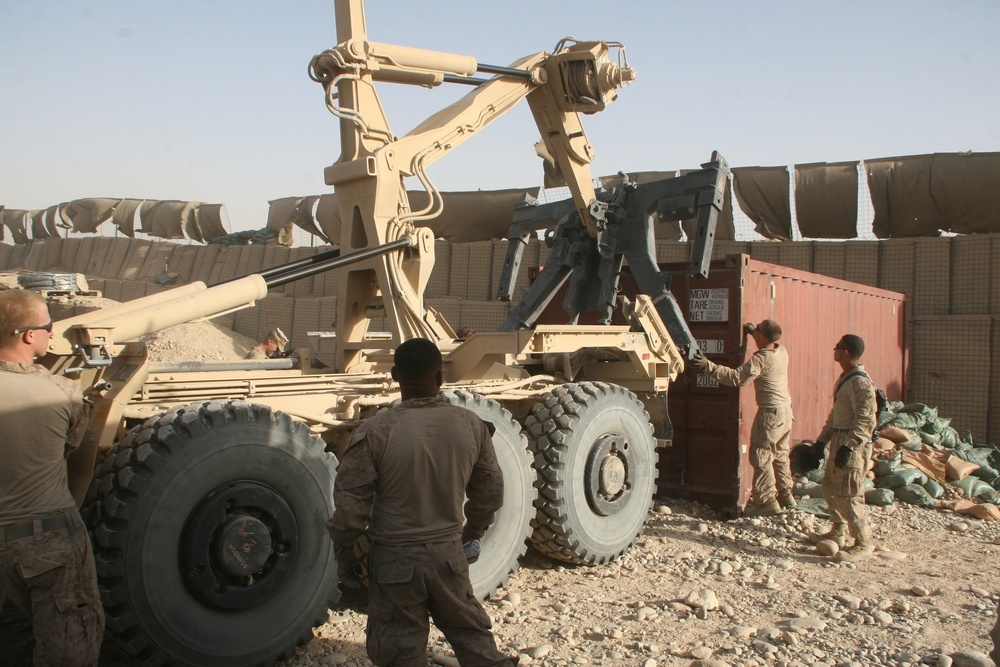 Marines with Combat Logistics Battalion 1 conduct retrograde operation in Helmand province, Afghanistan