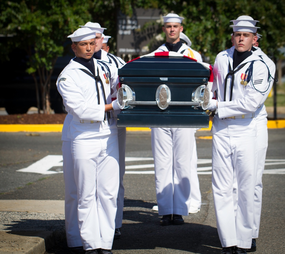 US Navy Ceremonial Guard hosts family day