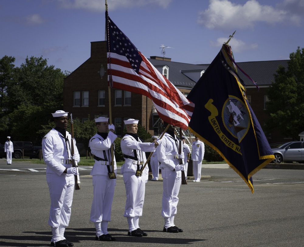 US Navy Ceremonial Guard hosts family day