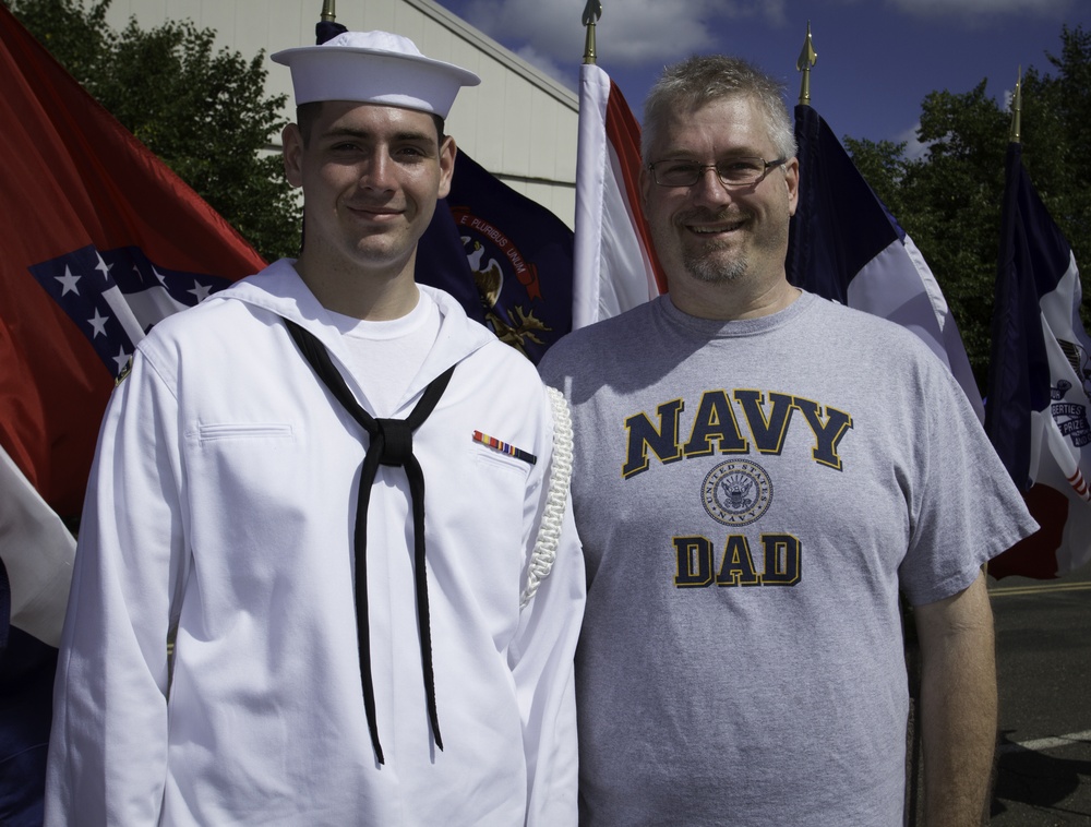US Navy Ceremonial Guard hosts family day