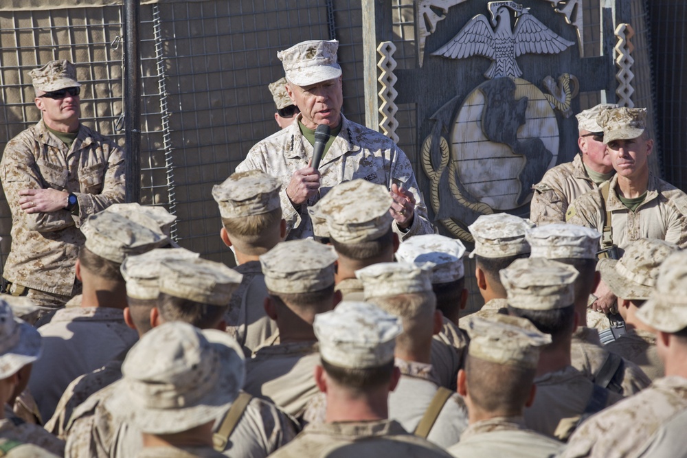 Marine Corps Commandant Visits Afghanistan for Christmas