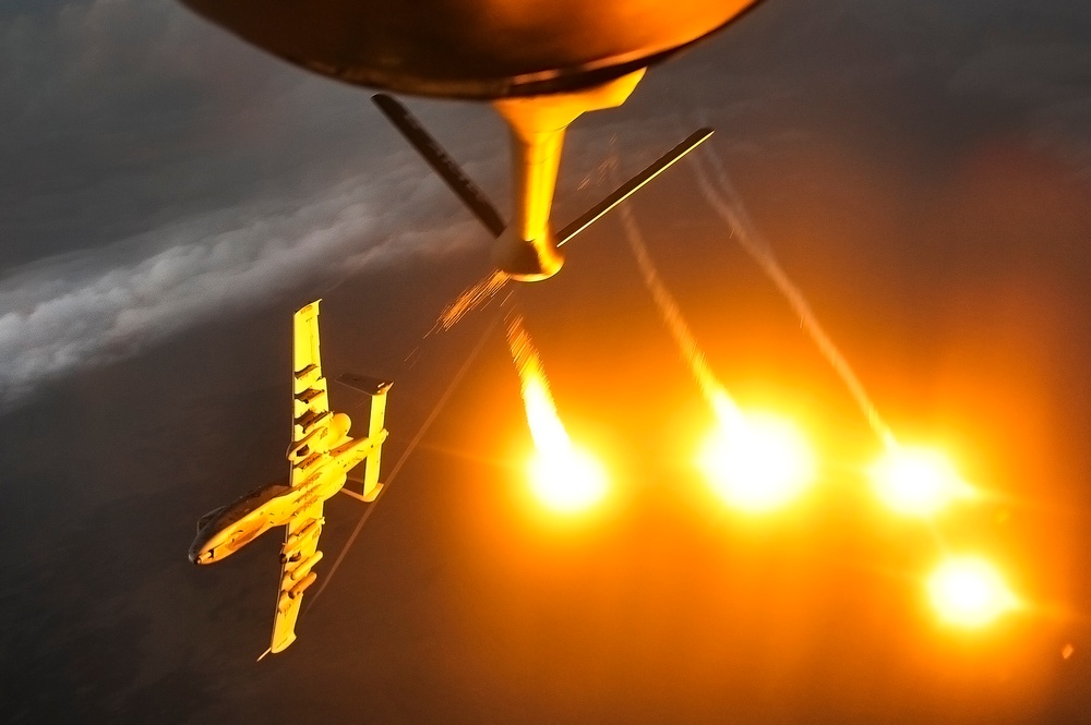 A-10 Thunderbolt refuels over Afghanistan