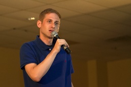 ‘Comics at Ease’ tour brings laughter to service members in Kuwait