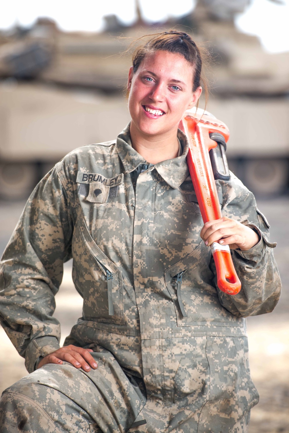 Oregon's first female tank mechanic