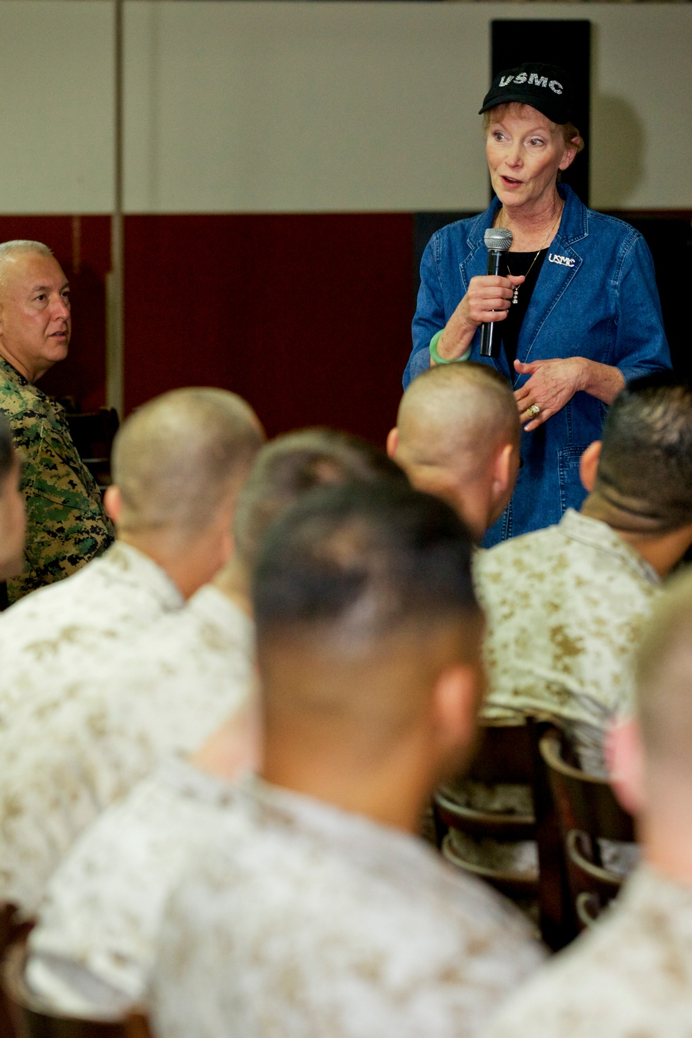 Marine Corps Commandant Visits Djibouti