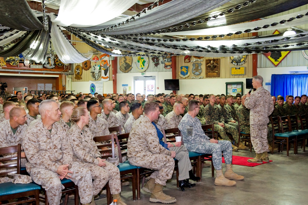 Marine Corps Commandant Visits Djibouti