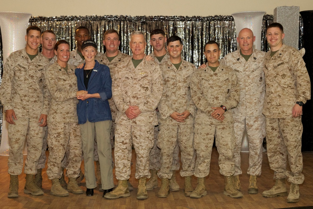 Marine Corps Commandant Visits Djibouti