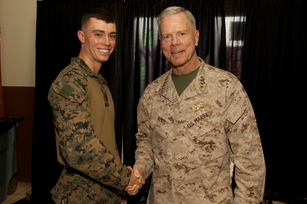 Marine Corps Commandant Visits Djibouti