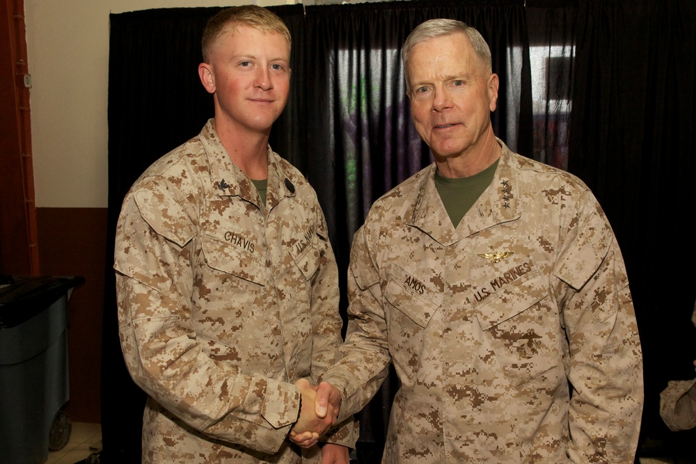 Marine Corps Commandant Visits Djibouti